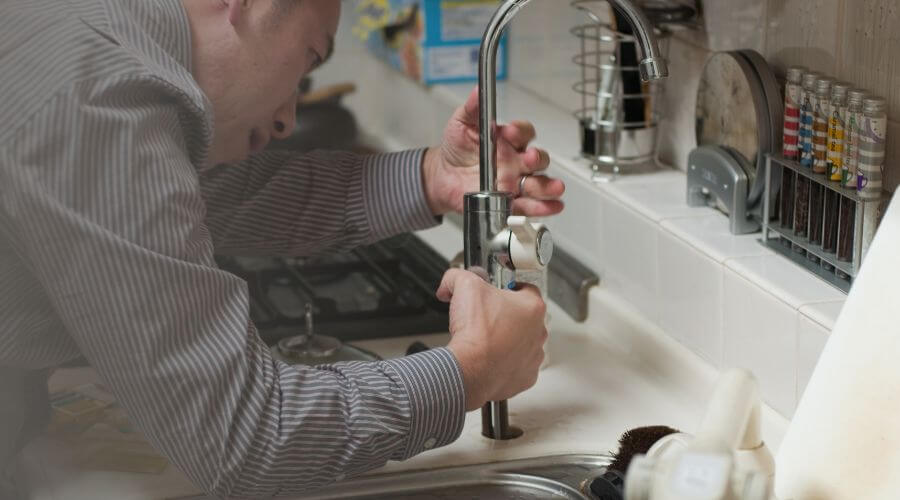 Professional tankless water heater installation in Saint Charles, MO